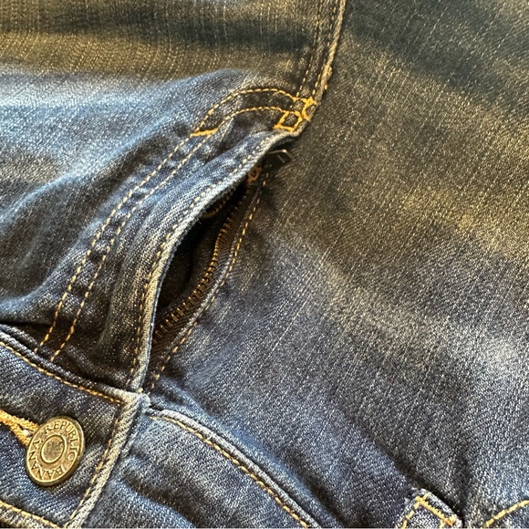 Banana Republic Size 10 Boyfriend Fit Mom Jean Wide Thigh Denim Jean Light wash - Picture 8 of 10